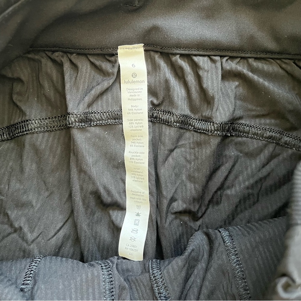 LULULEMON Beyond the Studio Jogger Size 6 Trendy Active Dance Stylish Black - Picture 4 of 7